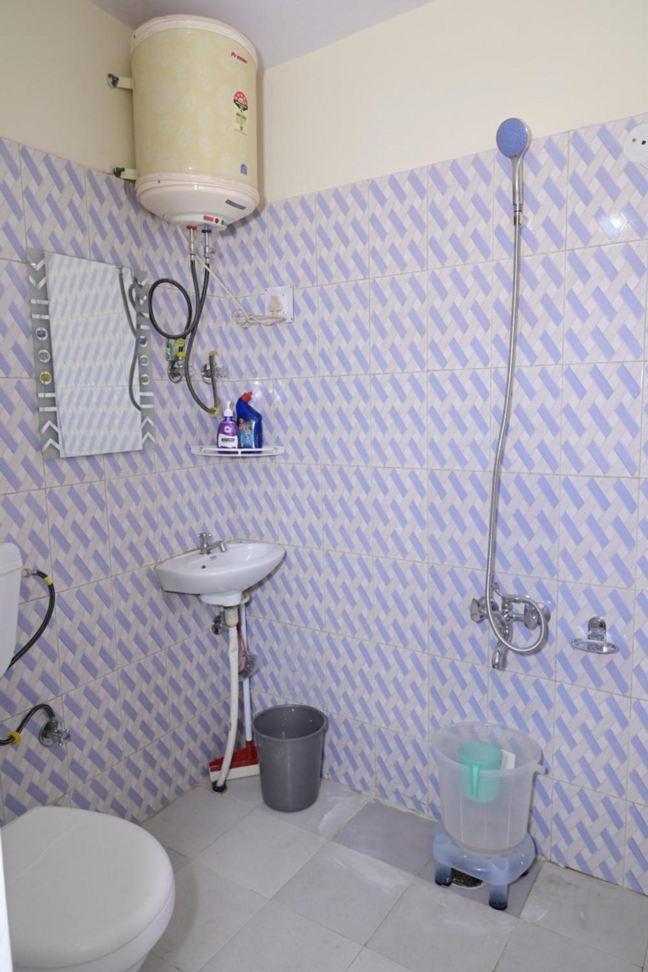 Krishna B&B Near Mall Road Shimla Dış mekan fotoğraf