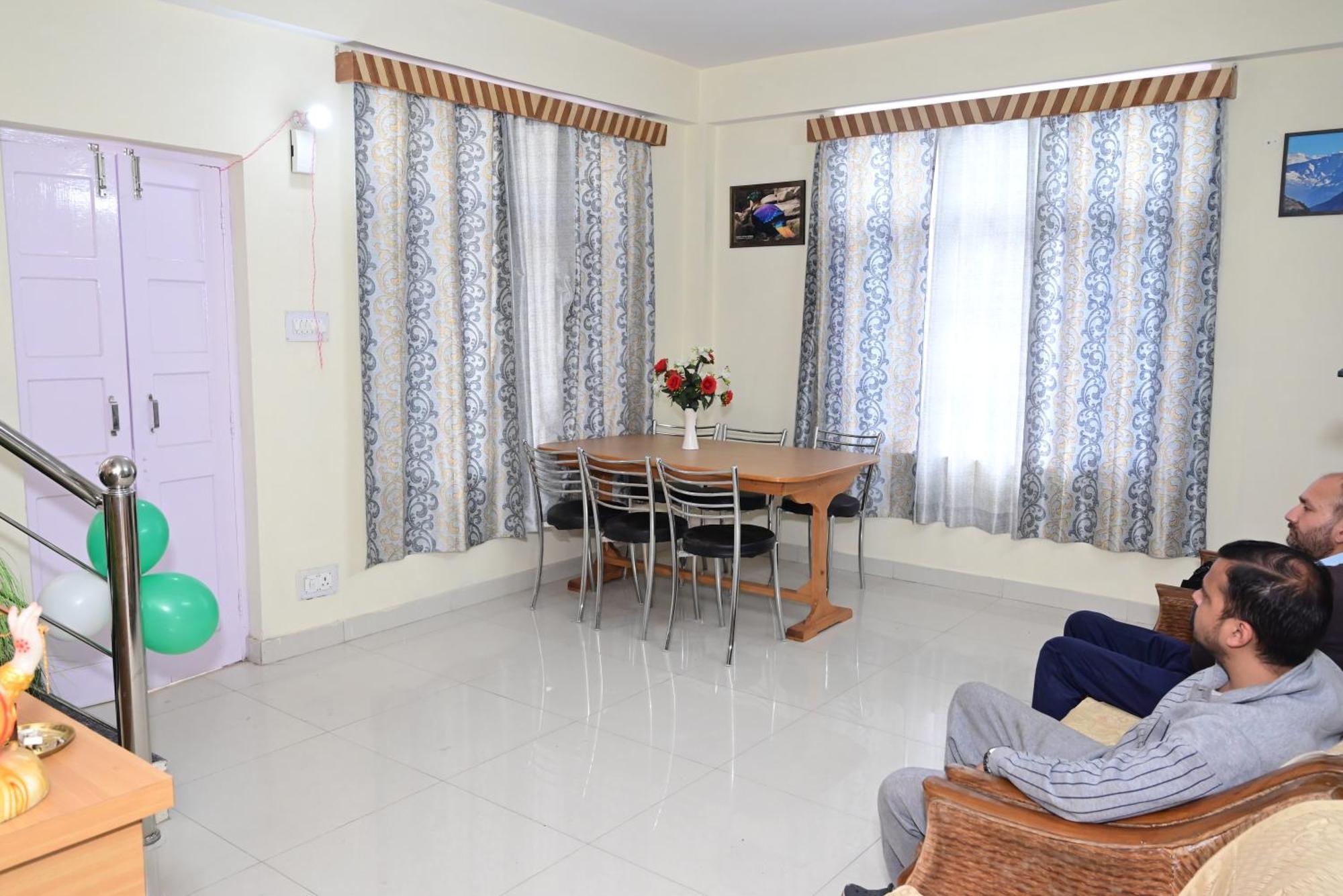 Krishna B&B Near Mall Road Shimla Dış mekan fotoğraf